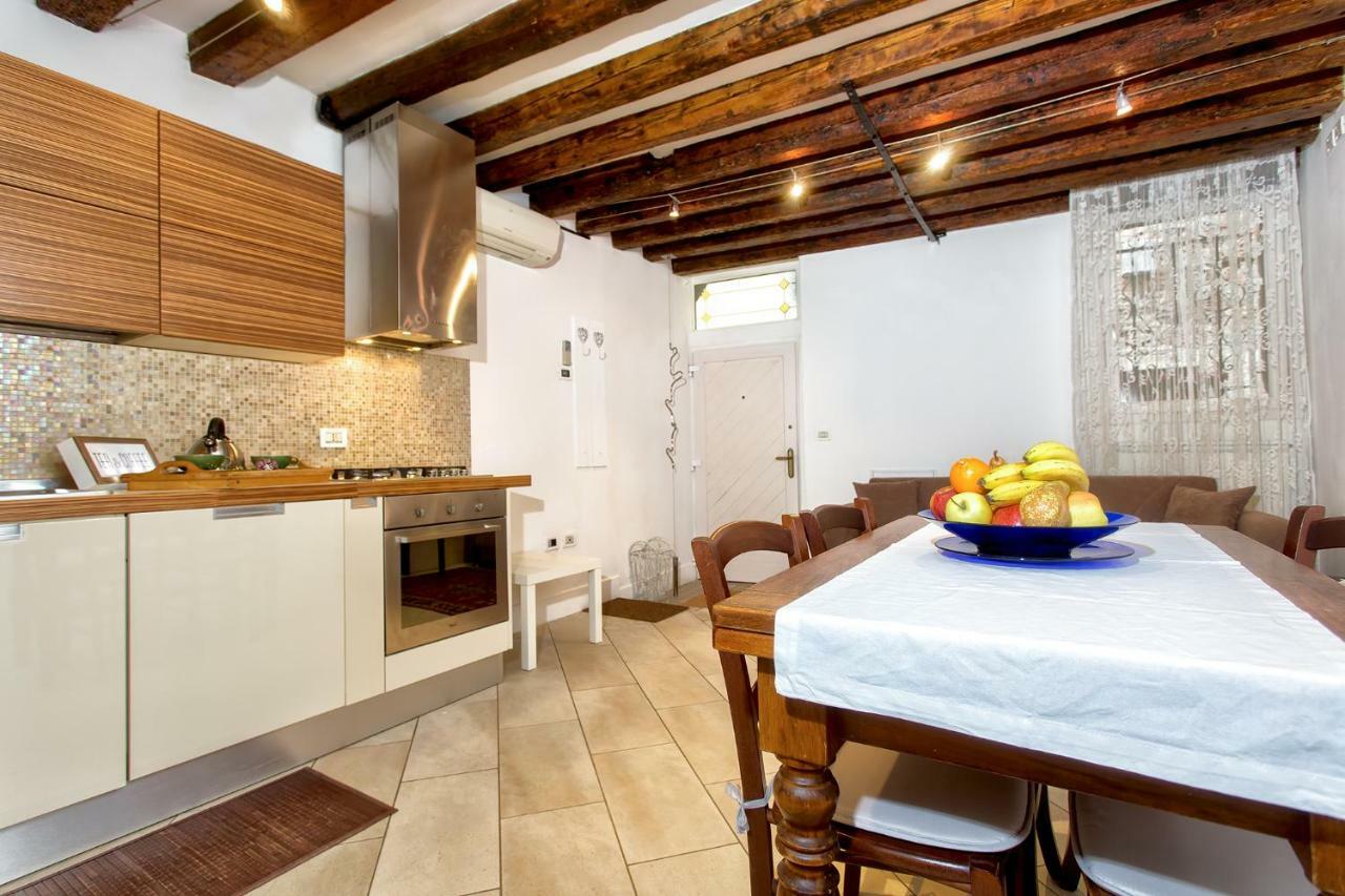 Biennale Ca Dario Apartment *